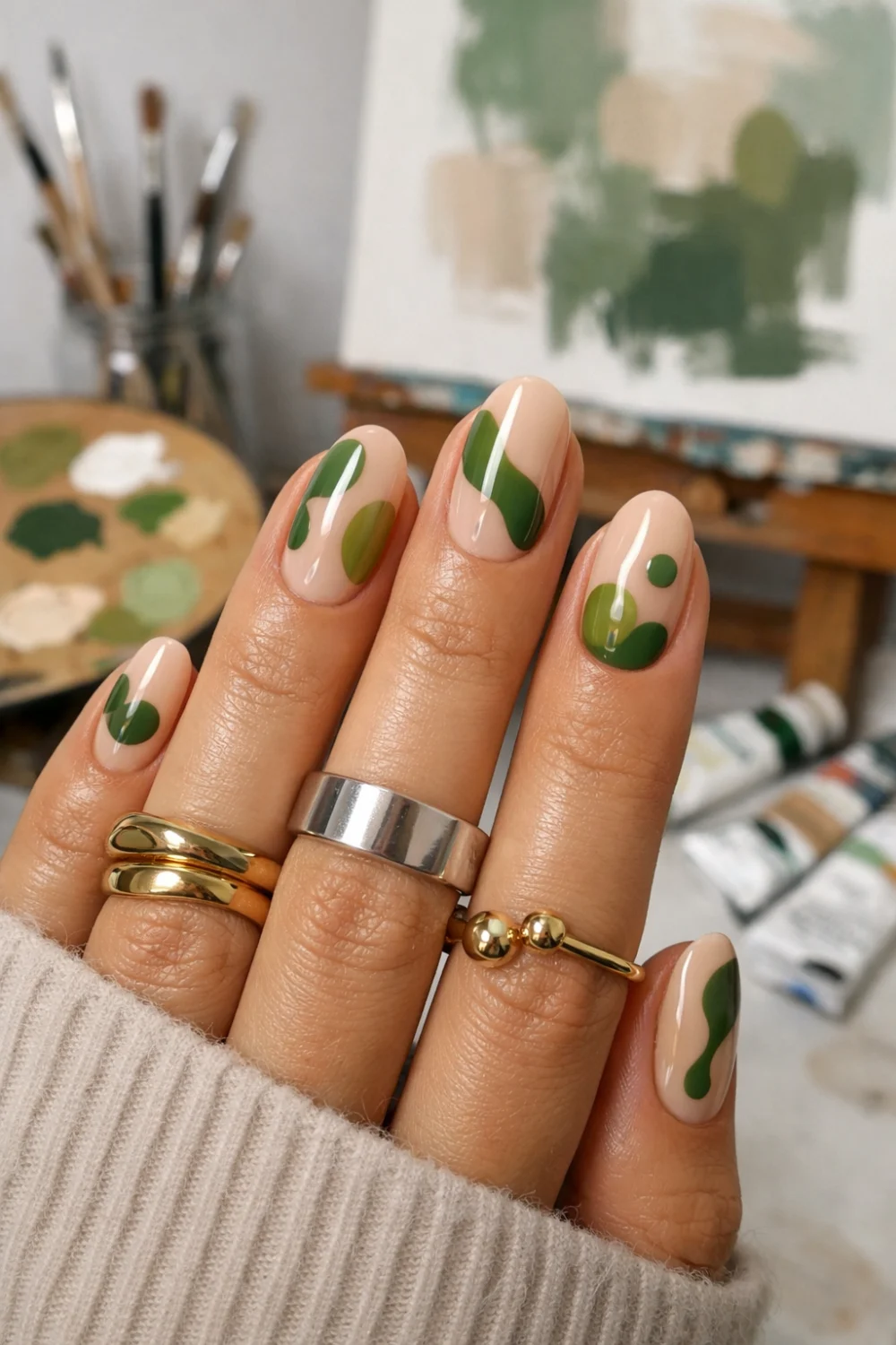Abstract Olive Mani