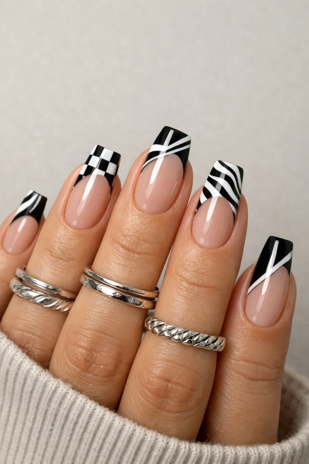 Black and White Patterned Tips