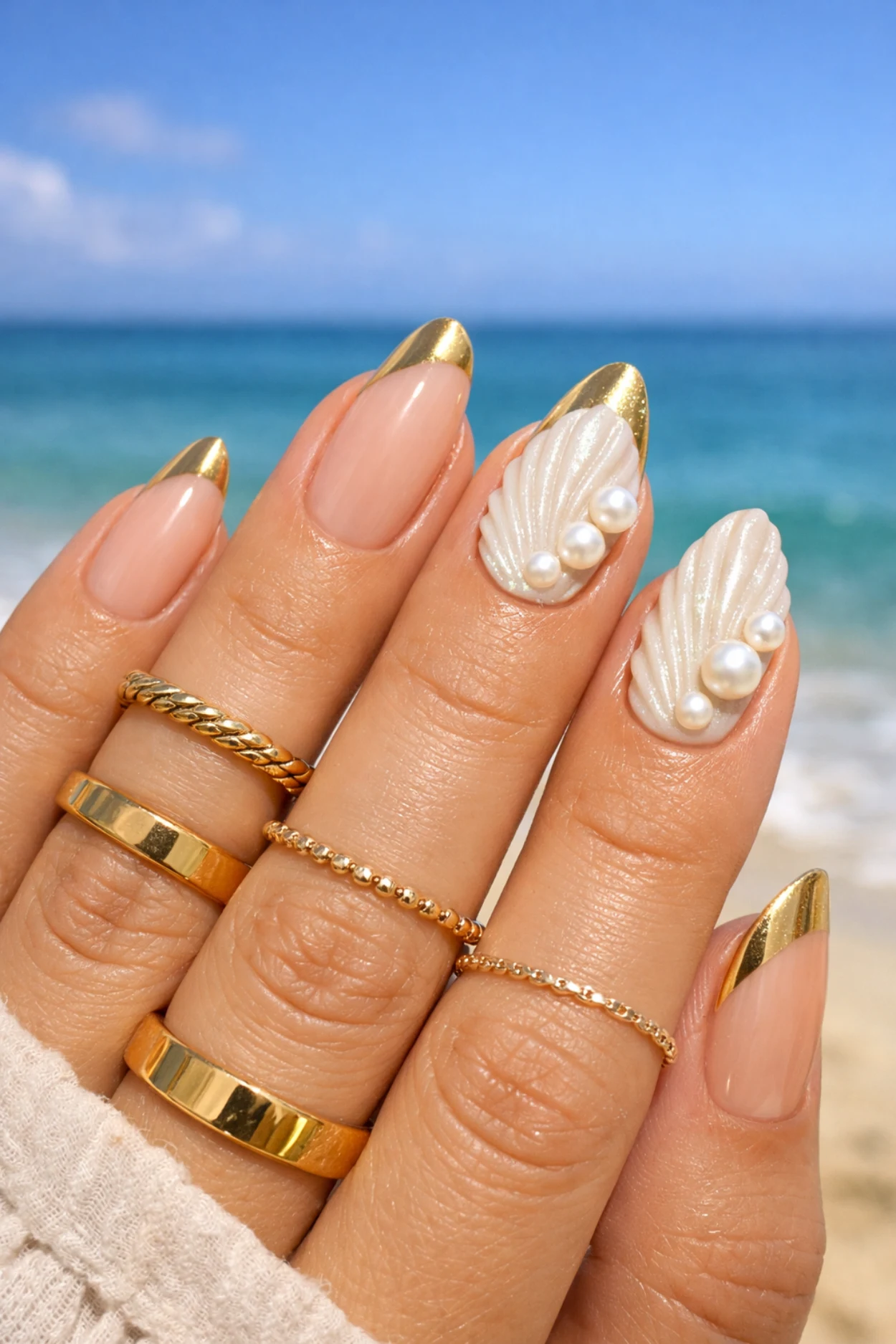 Gold and Seashell Tips